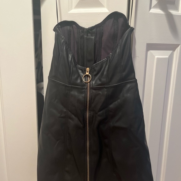 Urban outfitters black strapless corset dress - Picture 4 of 5